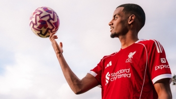 Imagem de Liverpool investe centenas de milhões no mercado de verão