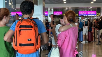 Imagem de Famílias sofrem com saída dos jovens para estudar fora (vídeo)