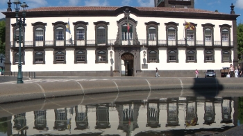 Imagem de Câmara do Funchal garante que está a cumprir a lei (vídeo)