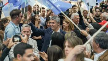 Imagem de Carneiro acredita na vitória do PS nas autárquicas e evita cenário de demissão