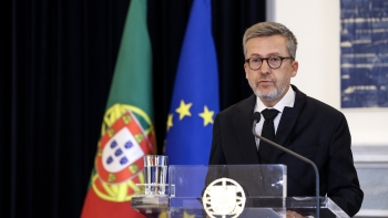 Imagem de Moedas diz que a sua responsabilidade política é continuar a governar
