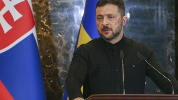 Imagem de Zelensky rejeita encontrar-se com Putin em Moscovo e propõe Kiev