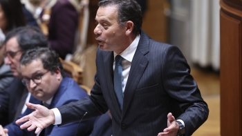 Imagem de Montenegro diz que PS será irrelevante