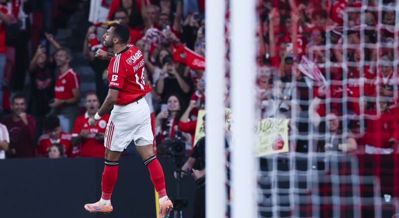 Imagem de Benfica bate Gil Vicente e sobe provisoriamente ao segundo lugar