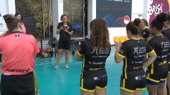 Imagem de Dérbi madeirense na I Divisão nacional de andebol (vídeo)