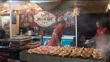 Imagem de Arraial da Piedade atrai multidão (vídeo)
