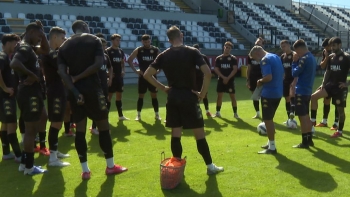 Imagem de Nacional ameaça faltar ao jogo com o F.C. Porto (vídeo)