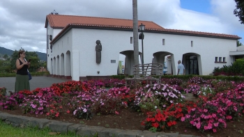 Imagem de Fixação de jovens e mais habitação prioridades em Santana (vídeo)