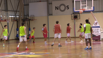 Imagem de CAB arranca campeonato com o Queluz (vídeo)