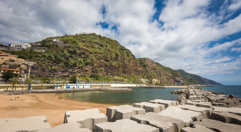 Imagem de Marginal da Calheta fechada até 18 de janeiro