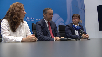 Imagem de PS diz que excedente resulta de projetos ‘na gaveta’ e impostos altos (vídeo)