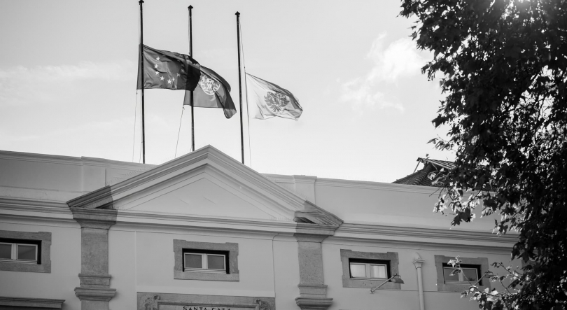 Imagem de Santa Casa confirma que há trabalhadores feridos e desaparecidos