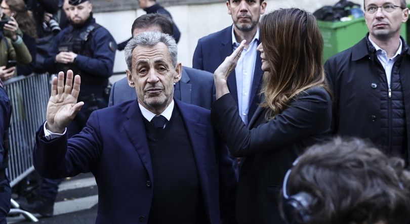 Imagem de Sarkozy reafirmou a sua inocência antes de entrar na prisão