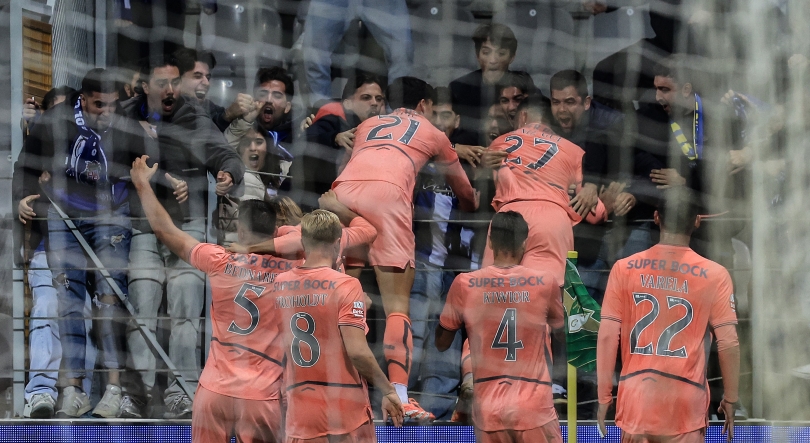 Imagem de FC Porto segura liderança com triunfo em Moreira de Cónegos