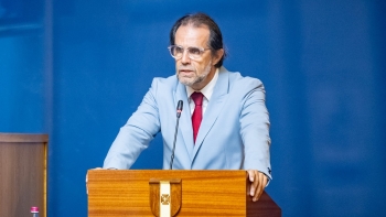 Imagem de Albuquerque promete casas em todos os concelhos (áudio)