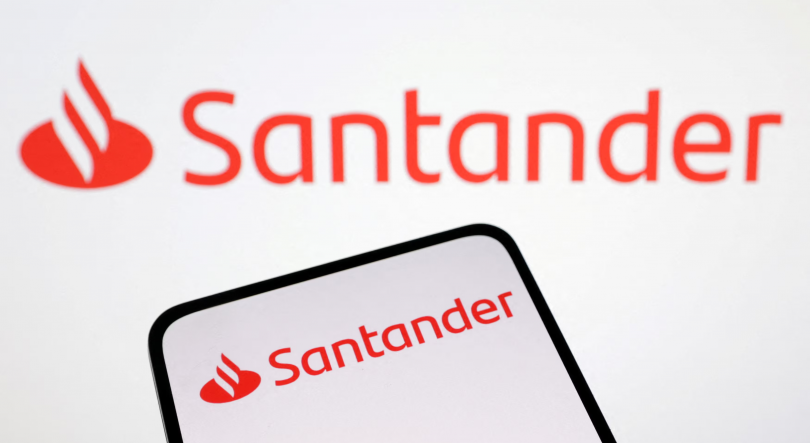 Imagem de Santander fecha a porta de quatro balcões na Madeira