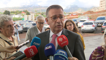 Imagem de Seguro visitou a obra do novo hospital da Madeira (vídeo)