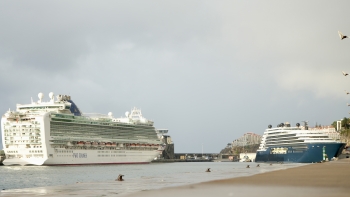 Imagem de Grandeza e luxo no Porto do Funchal