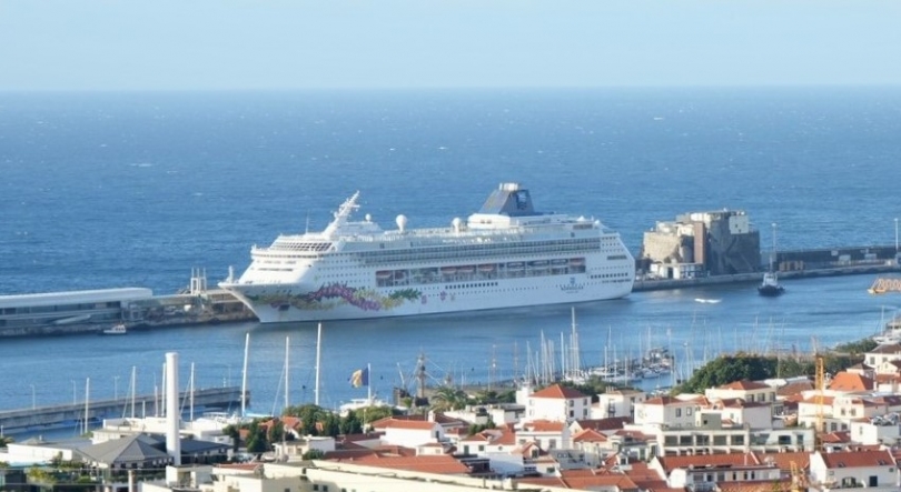 Imagem de Norwegian Sky trouxe 1.900 passageiros à Madeira