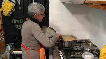 Imagem de Portugueses estão a comer mais vezes em casa (vídeo)