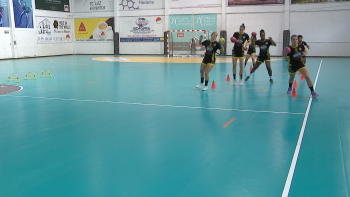 Imagem de Equipas madeirenses defrontam o Colégio de Gaia (vídeo)