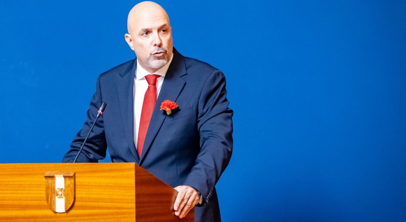 Imagem de PS Madeira contesta decisão de Maduro