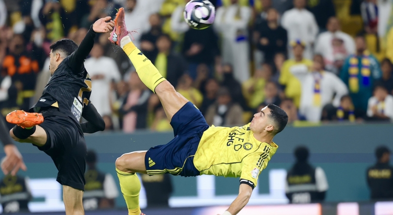 Imagem de Ronaldo marca um golo de bicicleta na vitória do Al Nassr