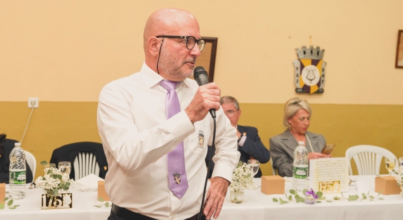 Imagem de Aquilino Silva despede-se dos Artistas Funchalenses com concerto (vídeo)