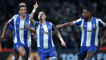 Imagem de Líder FC Porto vence Sporting de Braga e mantém vantagem para os rivais