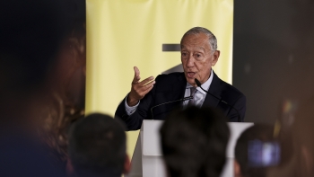 Imagem de Marcelo defende que “há grande estabilidade no sistema português”