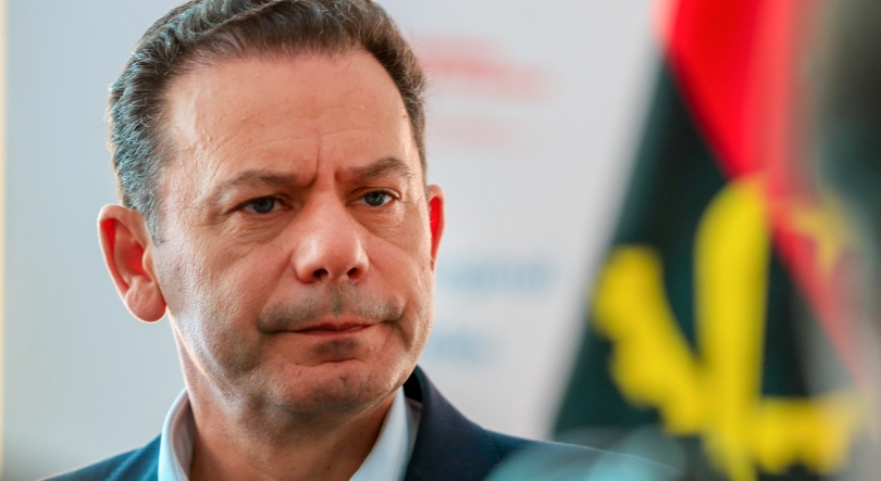 Imagem de Montenegro diz que fluxos entre Portugal e Angola estão “bem regulados”