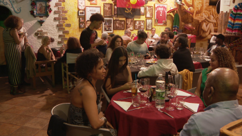 Imagem de Angolanos assinalaram independência com jantar típico (vídeo)