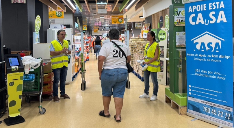 Imagem de CASA está nos supermercados para recolher alimentos (áudio)
