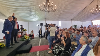 Imagem de Olavo Câmara assumiu as funções de presidente no Porto Moniz (áudio)