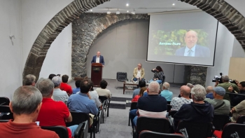 Imagem de António Filipe apresenta candidatura presidencial na Madeira (vídeo)