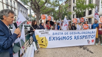 Imagem de Professores madeirenses vão aderir à greve (áudio)