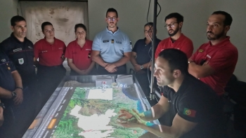 Imagem de Formação de combate aos incêndios com fogo (áudio)