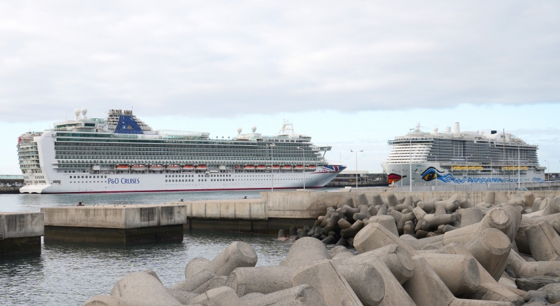 Imagem de Mais de 12.900 passageiros passam hoje pelo Porto do Funchal