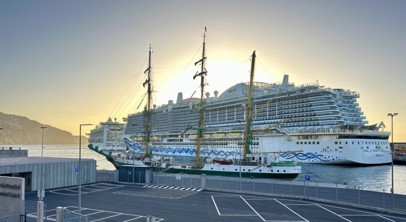 Imagem de Casa cheia no Porto do Funchal a movimentar mais de 15 mil pessoas