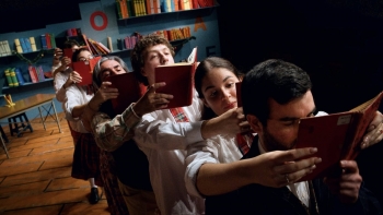 Imagem de TEF estreia nova peça “A Bela e o Monstro” (áudio)