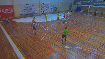 Imagem de CS Madeira continua sem ganhar no regresso à 1.ª divisão (vídeo)