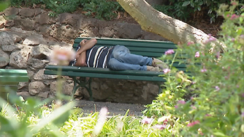 Imagem de 18 pessoas retiradas das ruas (vídeo)