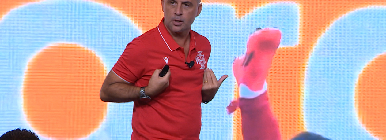 Imagem de Discutir a insularidade no futebol português (vídeo)