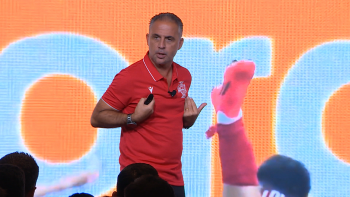 Imagem de Discutir a insularidade no futebol português (vídeo)