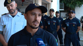 Imagem de Bombeiros de Santa Cruz lançam calendário solidário (vídeo)