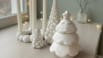 Imagem de Artesã madeirense cria peças com resina ecológica (vídeo)