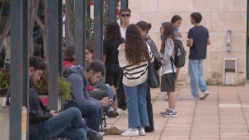 Imagem de Mais de dois mil já receberam a bolsa de estudo (vídeo)