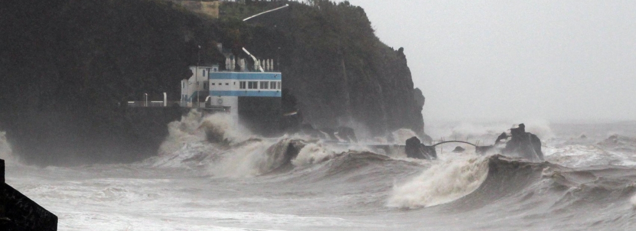 Imagem de Acessos ao mar encerrados no Funchal (áudio)