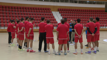 Imagem de Marítimo quer ganhar bicampeão Sporting (vídeo)