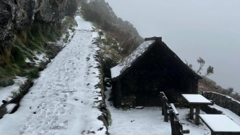 Imagem de Fim-de-semana de outono com ‘cheirinho’ a inverno (áudio)